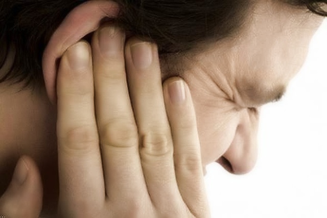 Болит ухо голова гомеопатия